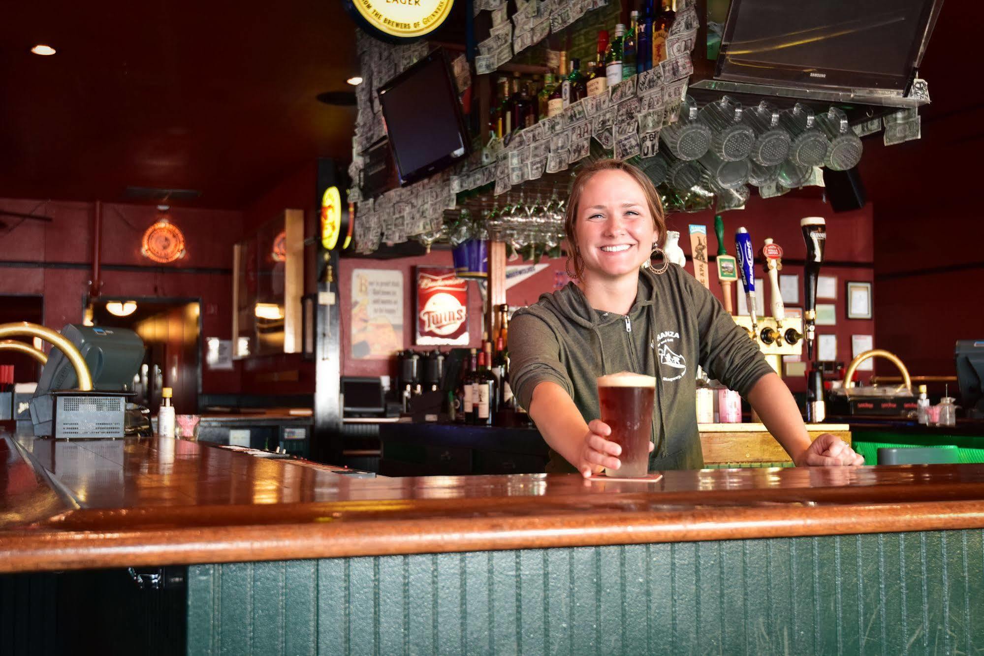 Holland America Skagway Inn ภายนอก รูปภาพ