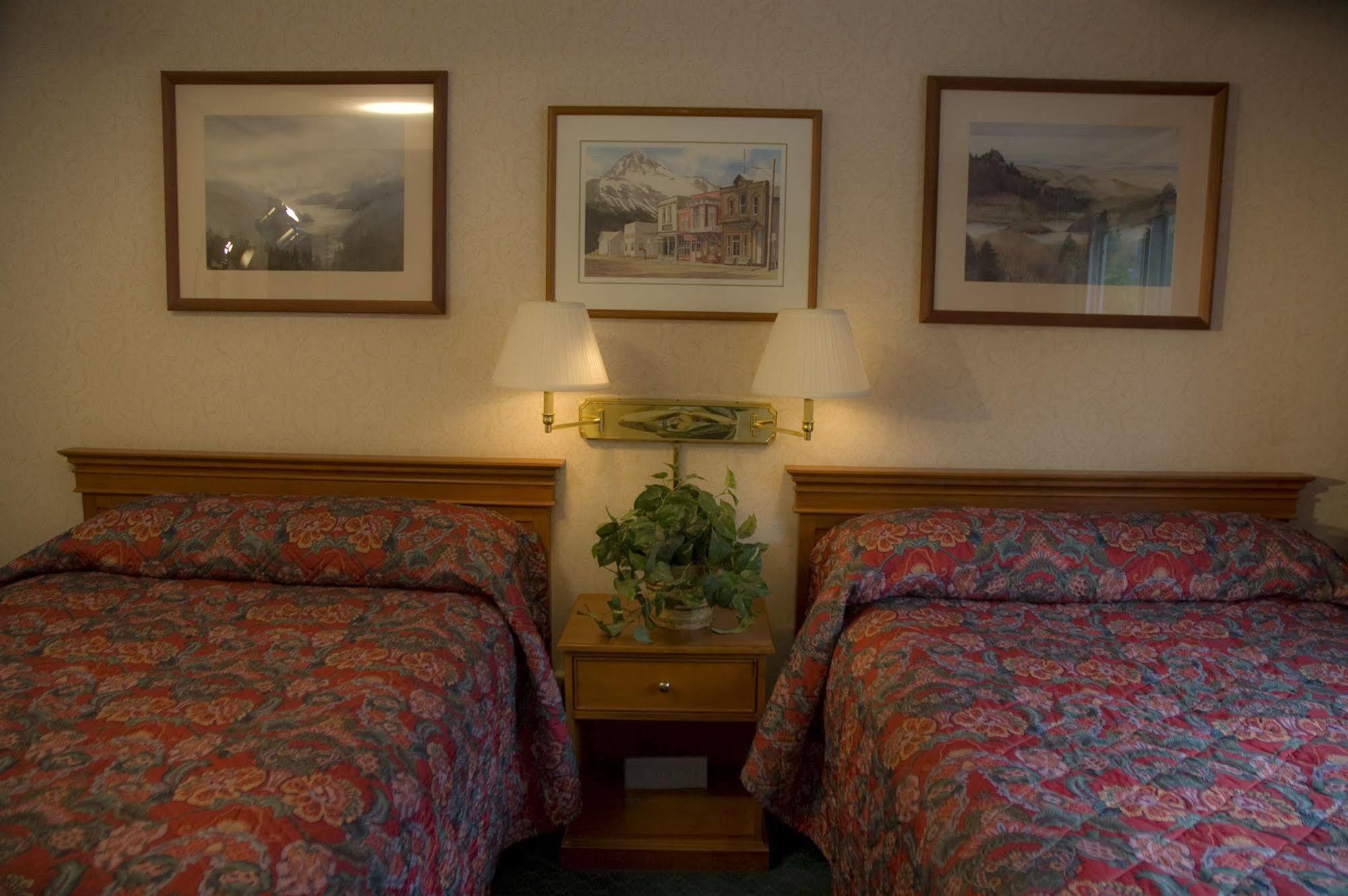 Holland America Skagway Inn ภายนอก รูปภาพ